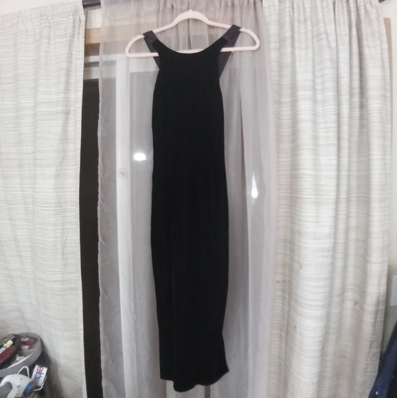 Geary Roark Kamisato black velvet maxi strappy - Picture 2 of 7